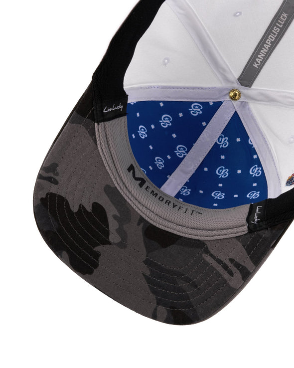 Black Clover Camo Bats Cap