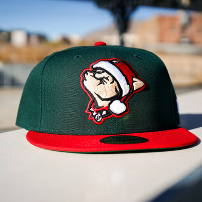 CHIHUAHUAS HOLIDAY SANTA FITTED HAT- NEW ERA
