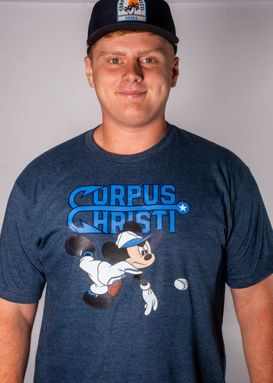 Disney T Mickey Pitching