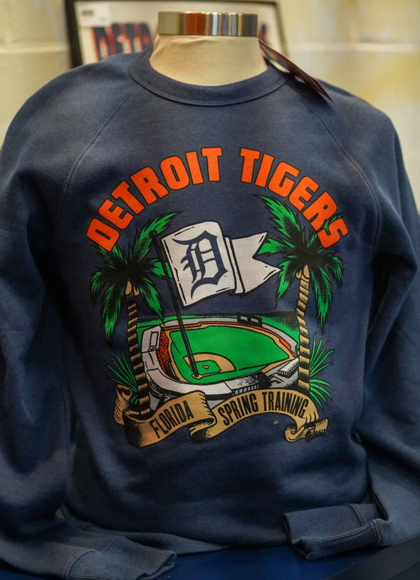 Detroit Tigers Stadium Flag Crew Neck - English D