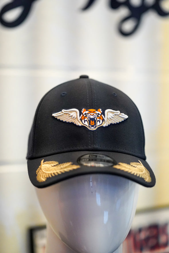 Lakeland Flying Tigers Ivory 3930 - Home Logo