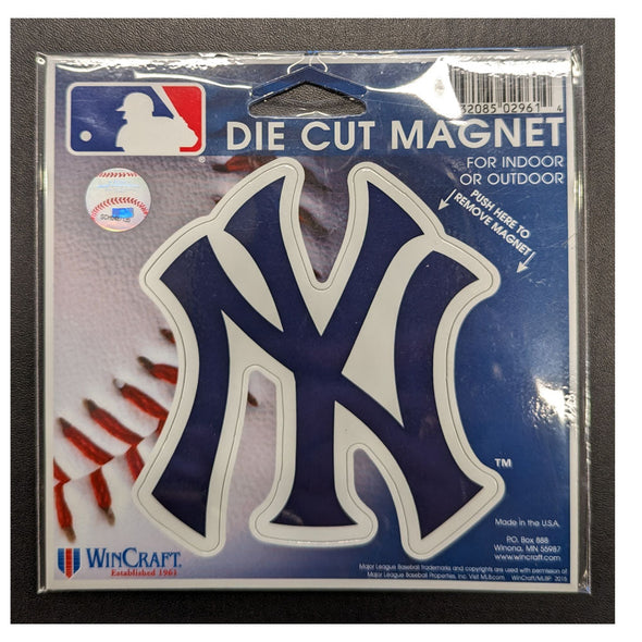 New York Yankees NY  4.5" X 6" Die Cut Logo Car Magnet