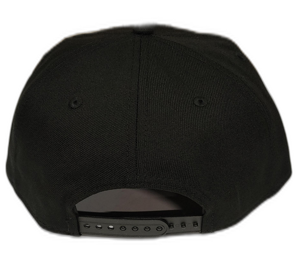 Black/Red Old English B 9FIFTY Throwback Snapback Cap